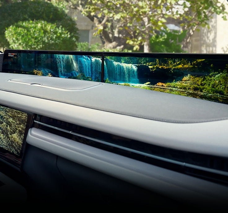 Lincoln Rejuvenate shown on the panoramic display of the 2025 Lincoln Navigator.